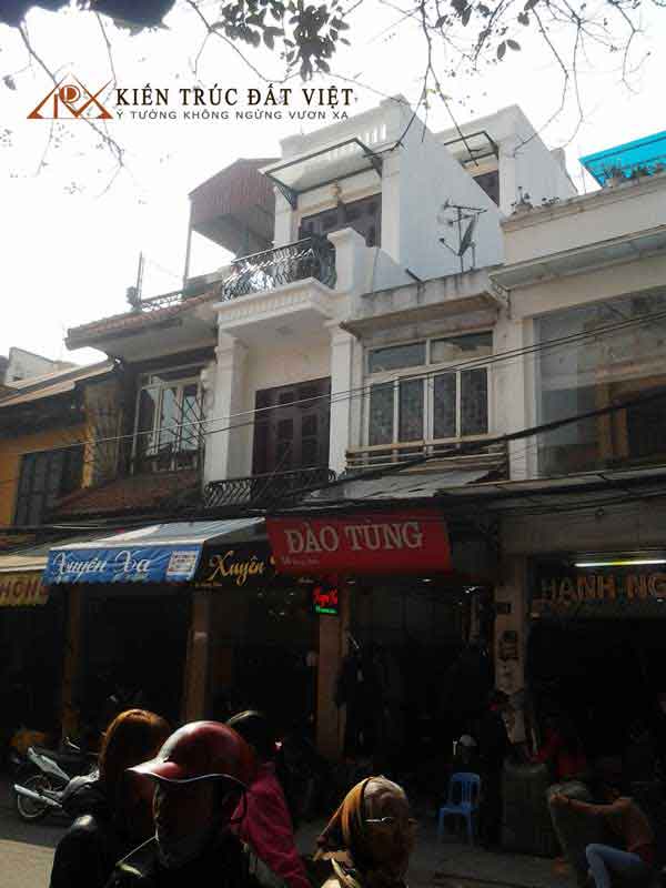thiet ke noi ngoai that nha pho co hang dao thiet ke noi ngoai that nha pho co hang dao